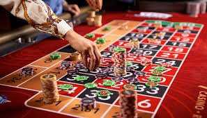 An idr45 login VIP Roulette player successfully withdraws winnings via OVO on their smartphone
